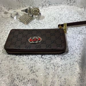 Gucci Wallet/ Clutch